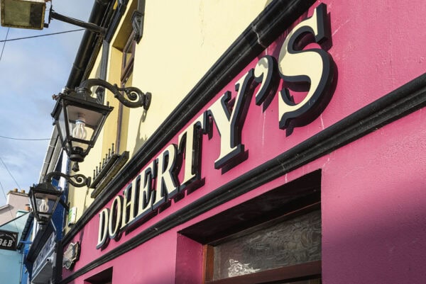 Pub in Ardara
