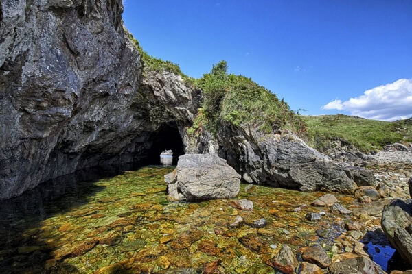 Cuas Pier Caves