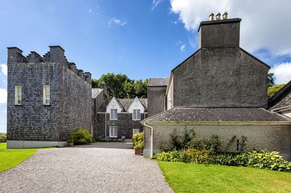 Derrynane House