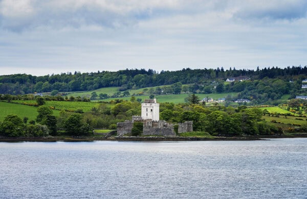 Doe Castle