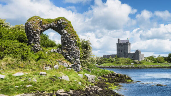 Dunguaire Castle