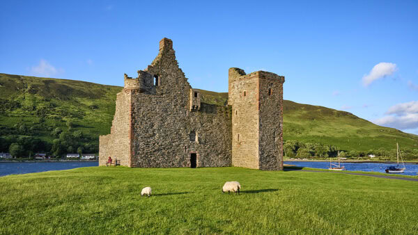 Lochranza Castle