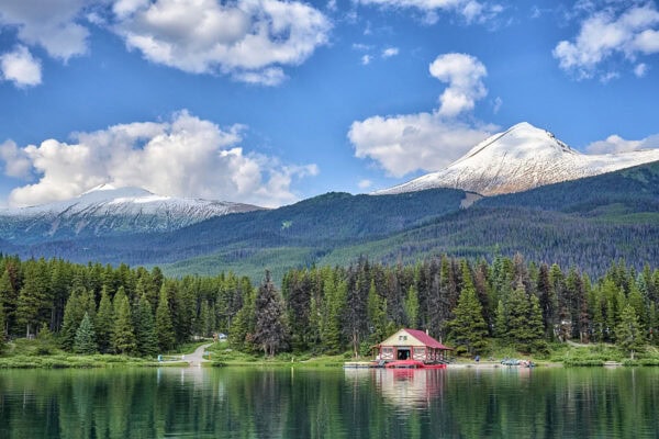 Maligne Lake