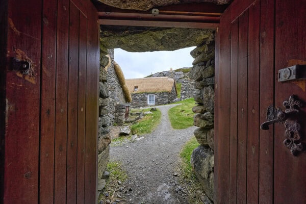 Na Gearrannan Blackhouse Village